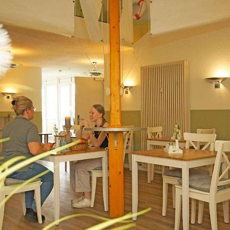 F-1010 Strandhaus Moenchgut Bed&Breakfast Dz 27 Terrasse, Strandnah, Inkl Fruehstueck Lobbe Kültér fotó